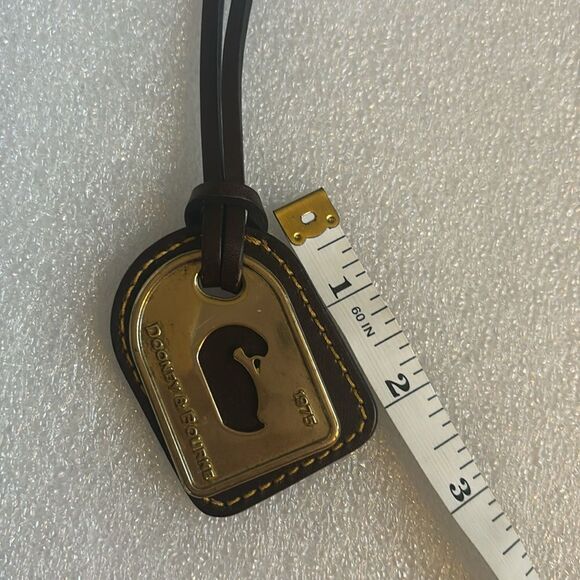 Dooney & Bourke Duck Logo Brown Leather and Brass Hanging Tag For Handbags - Picture 5 of 7